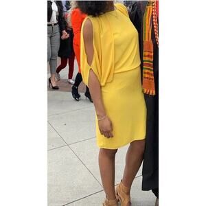 HALSTON HERITAGE Yellow Silky Georgette Cape Sleeve Open Back Mini Dress Size 4